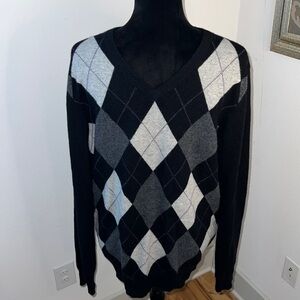 APT.9 black gray argyle print 100% Cashmere V-neck men’s Sz L sweater